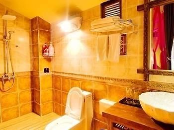 Lijiang Encounter Days Inn Экстерьер фото