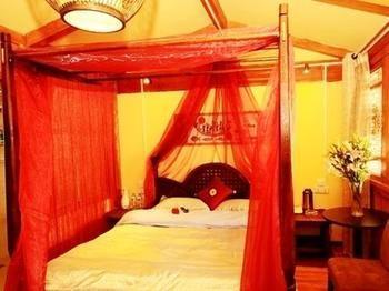 Lijiang Encounter Days Inn Экстерьер фото